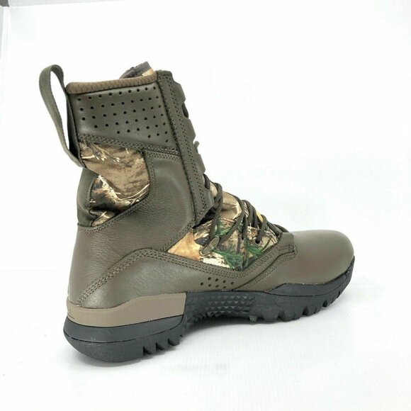 Nike SFB Field 2 8\